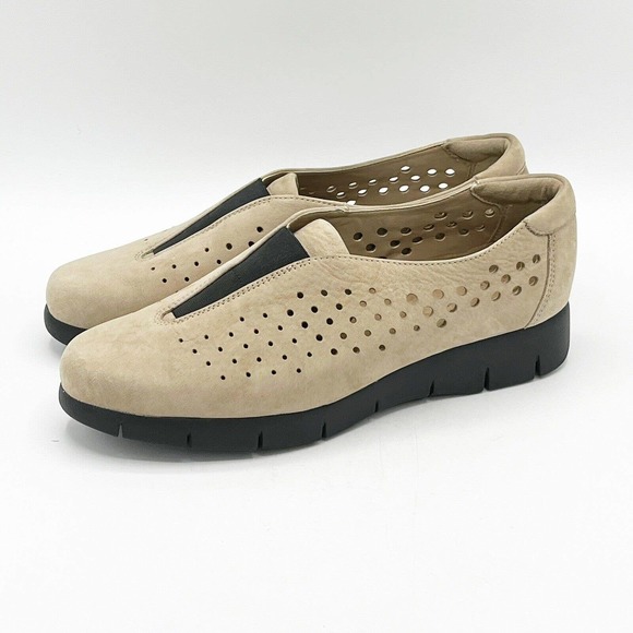 Clarks Artisan Daelyn Summit Loafer Perforated Nubuck Slip On Shoe - Picture 10 of 10